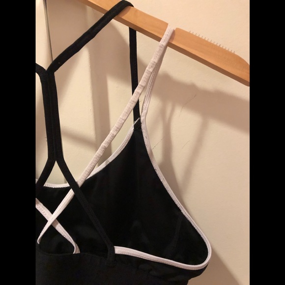 ⛔️SOLD⛔️ Adidas 🖤 Strappy Back Sports Bra - Picture 14 of 14